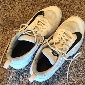 Women's Nike Air Zoom Hyperace Volleyball Shoes